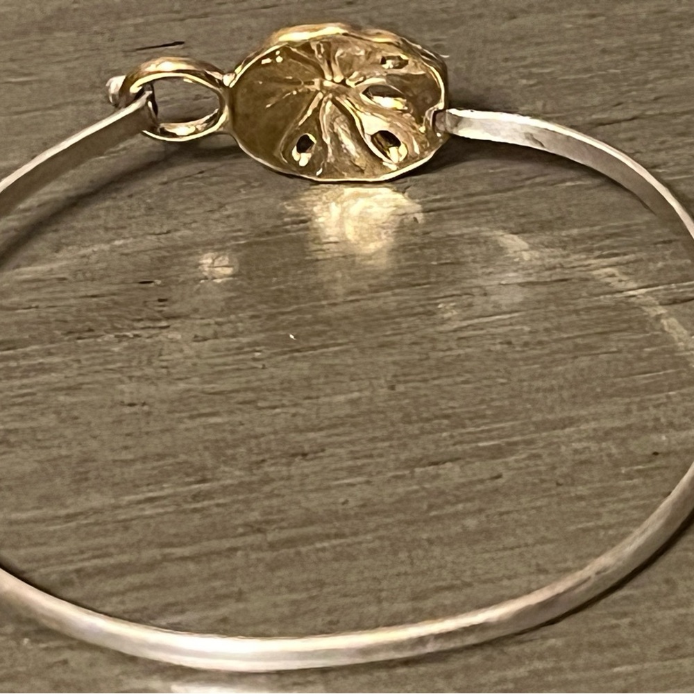 Sterling Silver& Gold Sand dollar Bracelet - Picture 3 of 4